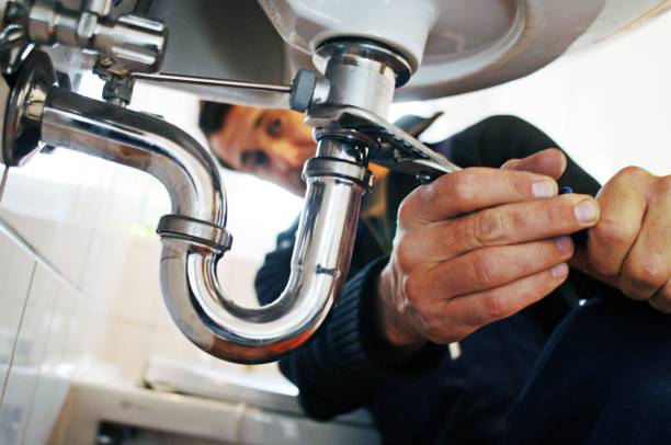 Best Commercial Plumbing Services  in Davenport, IA